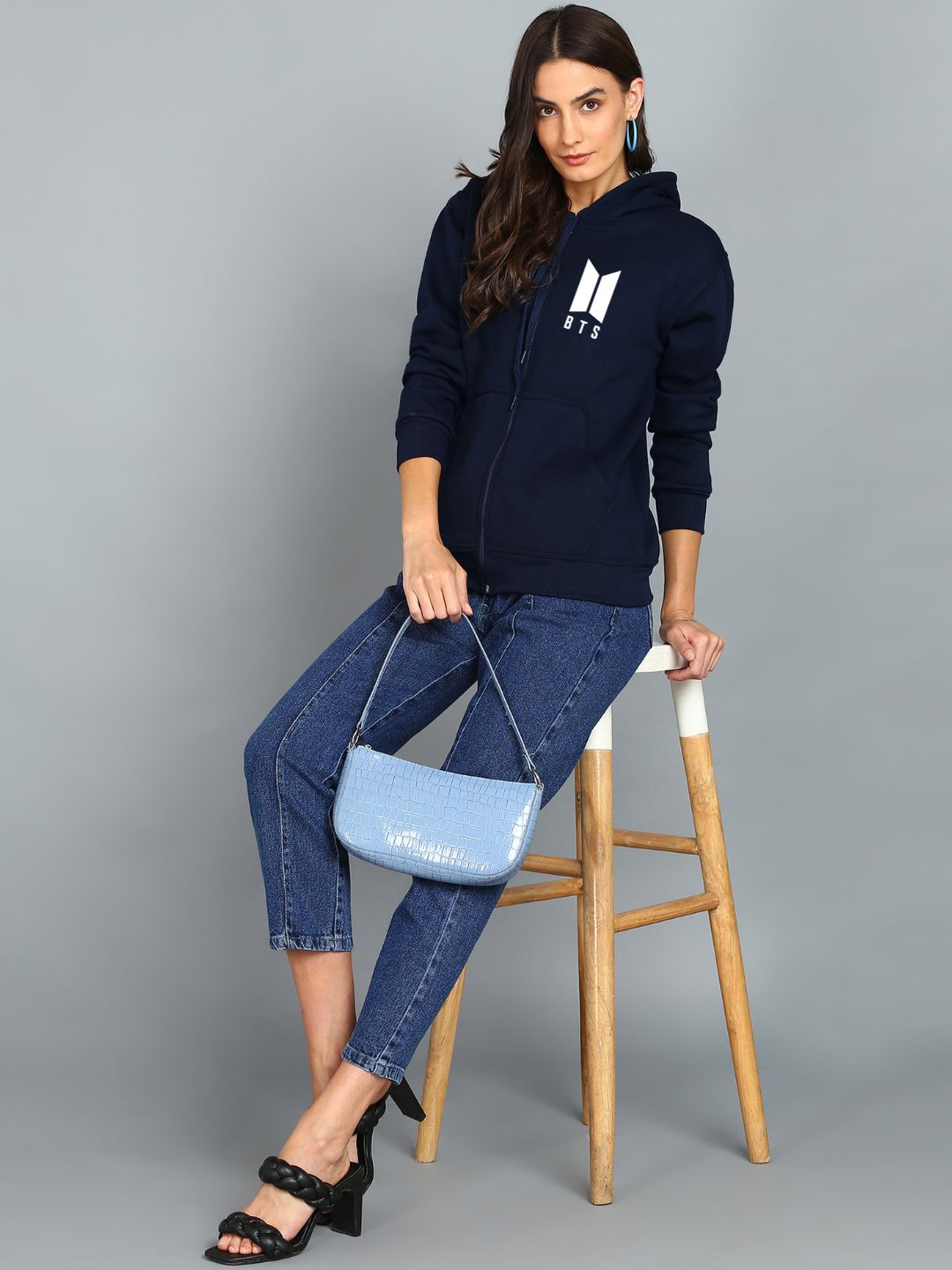 Women's Cotton Full Zipper Sweatshirt Hoodies with Kangaroo Pocket Winter Wear Hooded Neck Sweatshirt