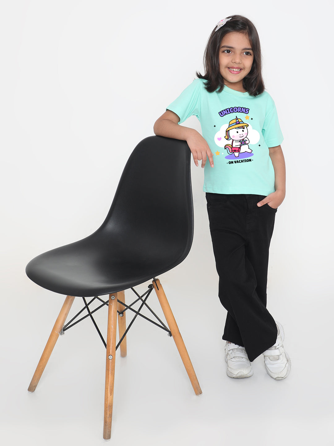 Kids Unicorn on Vacation T-shirt for Girls