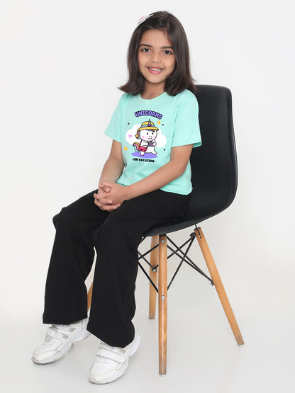 Kids Unicorn on Vacation T-shirt for Girls