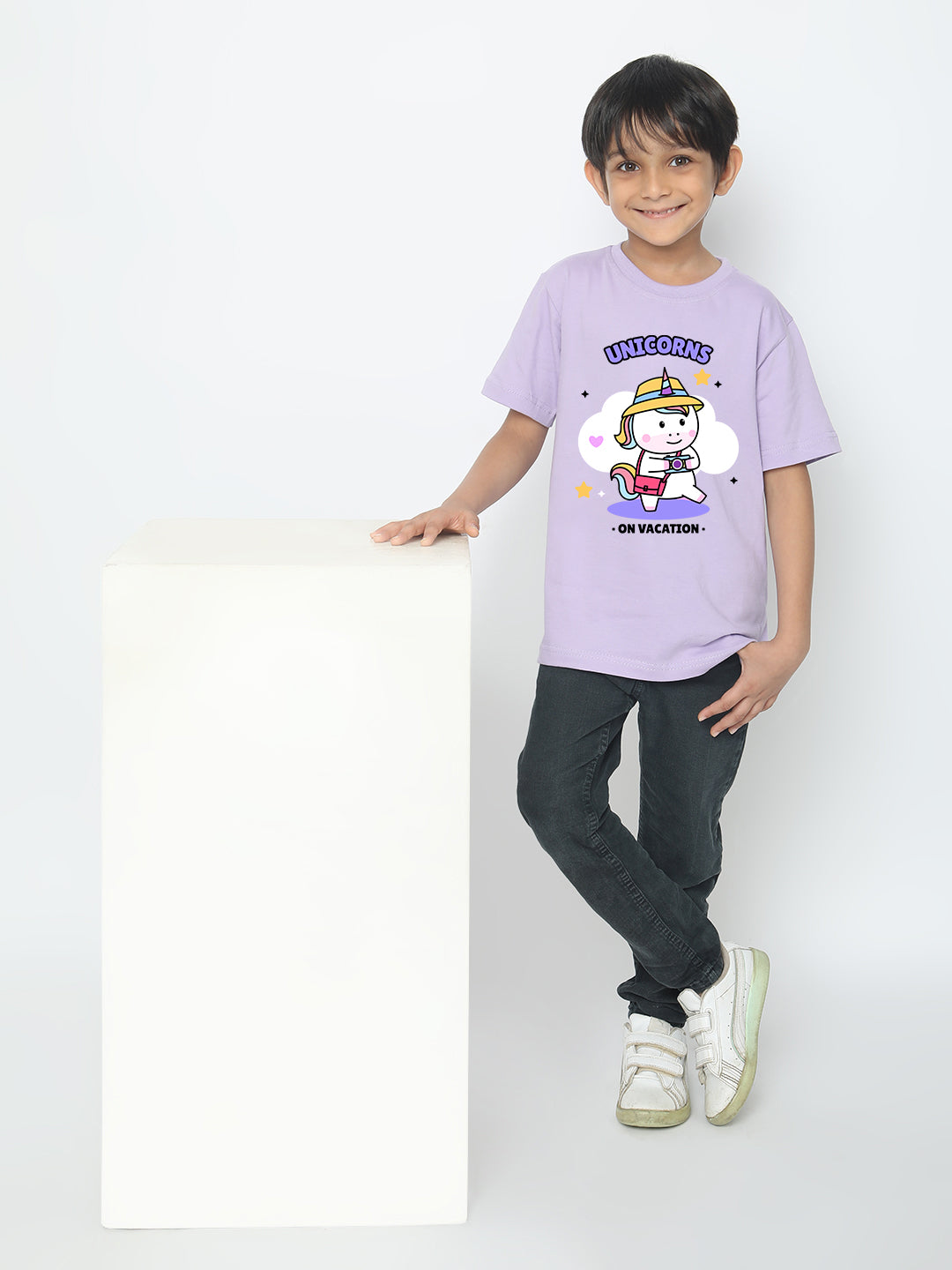 Kids Boys Unicorn on Vacation Trendy T-Shirt