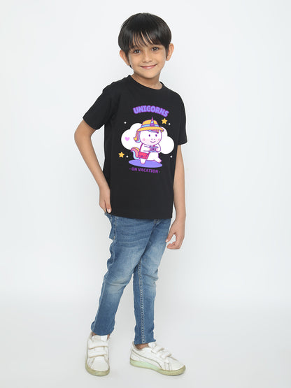 Kids Boys Unicorn on Vacation Trendy T-Shirt